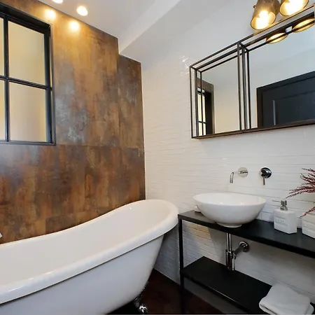 Ych-trilocale Stile Industriale Apartment